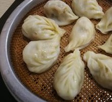 Willow Leaf Steamed Dumplings