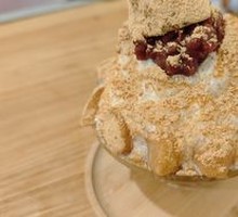 Beijing-style Sweet Rolled Ice