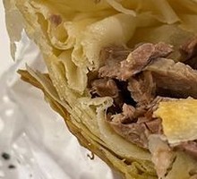 Lean and fatty donkey meat fire cake