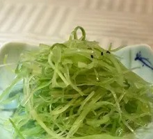 Crisp Celery Salad