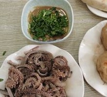 Gate Nail Meat Buns