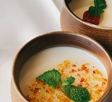 Palace Almond Tofu