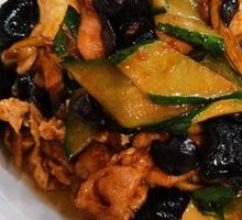 Wood Ear Mushroom with Pork