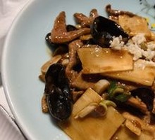 Beijing-style Triple Delicacy Stir-fry