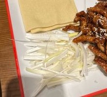 Beijing-style Shredded Pork in Soy Sauce