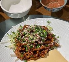 Beijing-style Shredded Pork in Soy Sauce