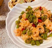 Spicy Shrimp and Egg Noodles