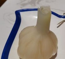 Sweet Pickled Garlic