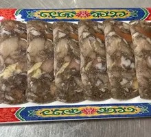 Health-preserving Black Chicken Dish