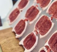 Fresh-cut Grass-fed Lamb Top Blade