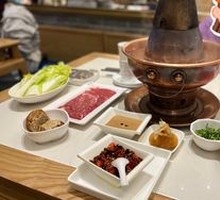 Beijing-style copper pot hot pot