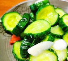 Crisp Cucumber Salad