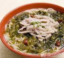 Sour Cabbage and Pork Noodles
