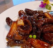 Braised Sea Cucumber with Green Onion