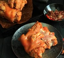 Spicy Oil Pig Trotter