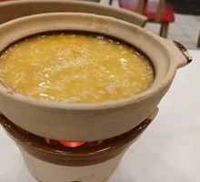 Crab Roe and Fresh Shrimp Hot Pot Porridge