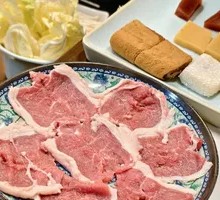 Hand-Cut Sunite Lamb Top Blade