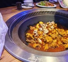 Stewed Pork Ribs in Iron Pot