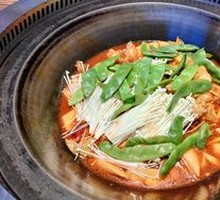 Tendon and Brain Hot Pot