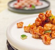 Sauce-Braised Pork Cubes