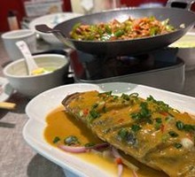 Famous Stinky Mandarin Fish