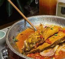 Pan-fried Smelly Mandarin Fish