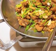 Spicy Frog Legs in Dry Pot