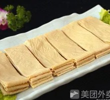 Oil-soaked tofu skin