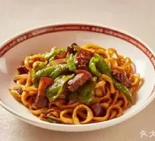 辣椒肉炒刀削面