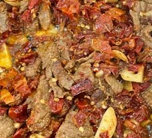 Spicy Pepper Stir-Fried Beef