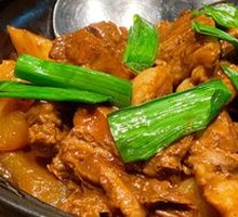 Braised Beef Shank with Radish