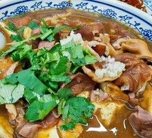 Braised Pork and Steamed Bun