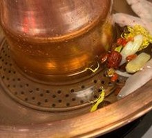 Clear Spring Soup Pot