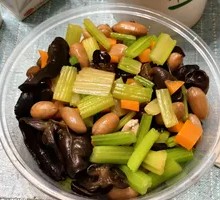 Celery and Peanut Salad