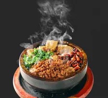 Stir-Fried Old Tofu with Green Onion in Stone Pot