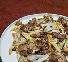 Scallion Stir-Fried Lamb