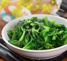 Garlic Stir-Fried Bok Choy