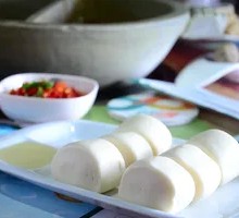 Milk-flavored Steamed Buns