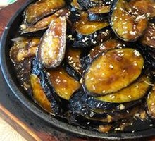 Grilled Large-Filled Eggplant