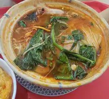 Tomato Hot Pot Rice Noodles