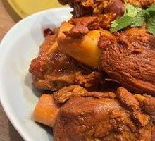 Braised Pork Knuckle with Soy Sauce Flavor
