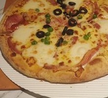 Italian Snowball Cheese Meaty Pizza