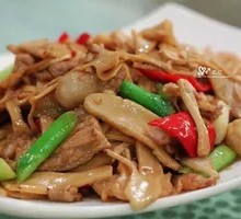 Jinggangshan Smoked Bamboo Shoots with Pork