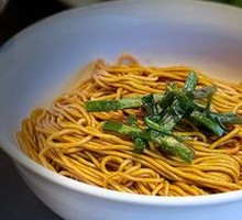 秘制葱油拌面