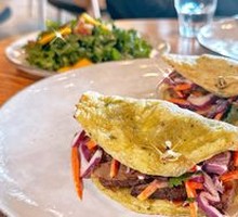 Stewed Beef Brisket in La Fah Rolls