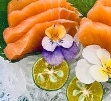 Fresh Salmon Sashimi 4 Pieces