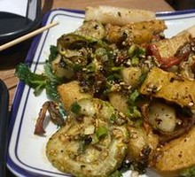 Stir-fried Potatoes with Vegetables