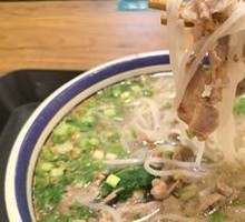 招牌生烫牛肉瑞丽饵丝