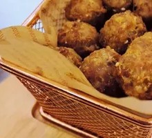 Crispy Fried Meatballs