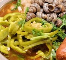 Bone Soup Snail Noodles